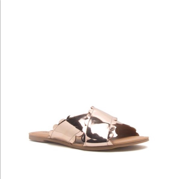 Moving Sale 💯 Auth Qupid Gold Shinny Metallic - Picture 5 of 7